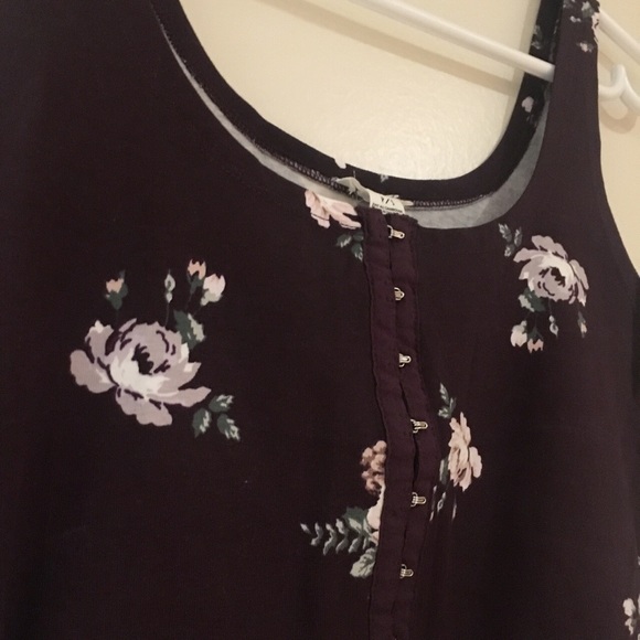 Floral body fitted crop top - Picture 2 of 2